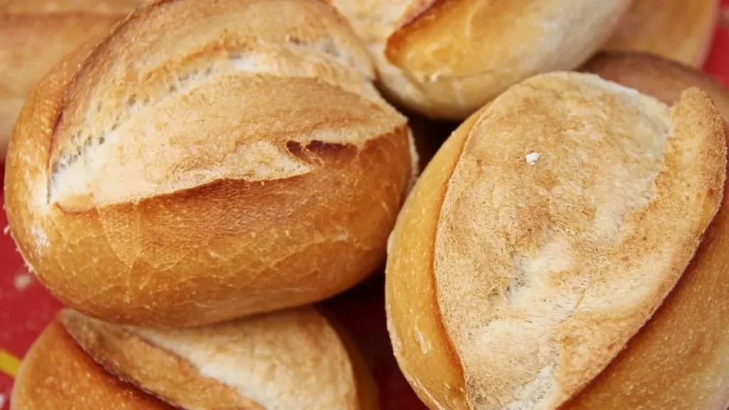 Pão francês todo dia faz mal? Veja o que importa Pão francês todo dia faz mal? Veja o que importa